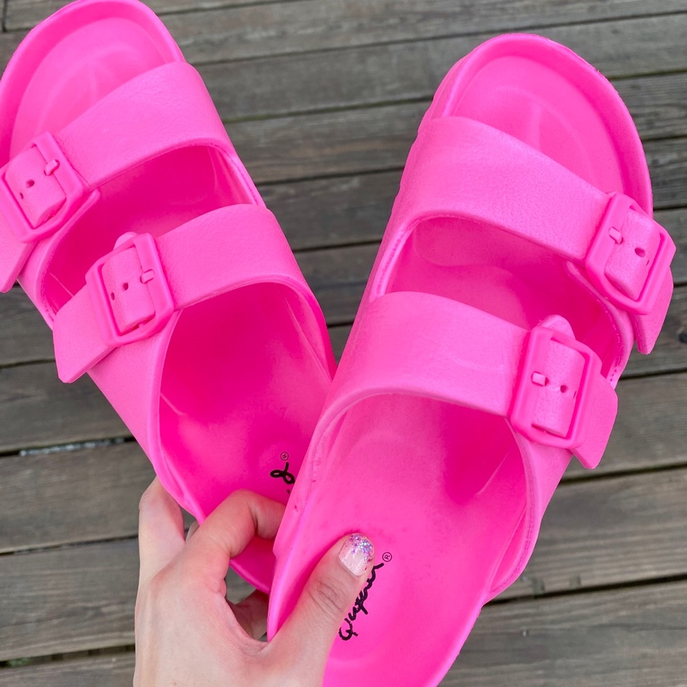 Fuschia slides